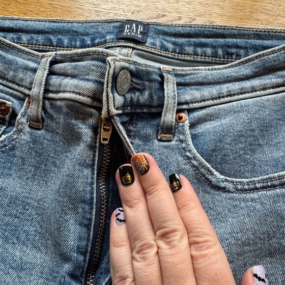 GAP Denim Distressed Cigarette Jeans Size 6/28 Regular - Picture 6 of 14